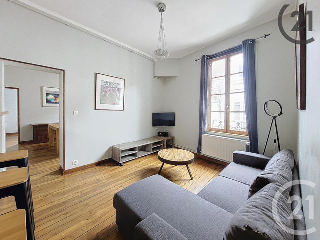 Appartement F3 à vendre - 3 pièces - 66.67 m2 - AUXERRE - 89 - BOURGOGNE - Century 21 Martinot Immobilier