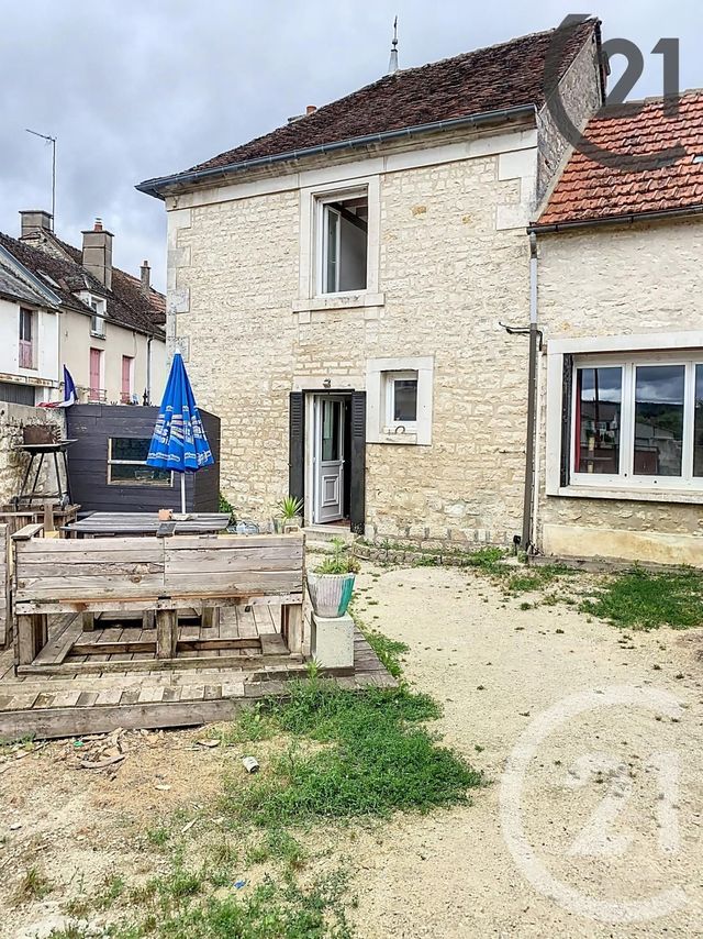 maison à vendre - 2 pièces - 90.0 m2 - VINCELLES - 89 - BOURGOGNE - Century 21 Martinot Immobilier