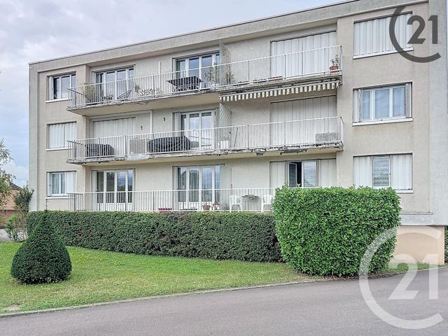 Appartement F4 à vendre - 4 pièces - 85.61 m2 - JOIGNY - 89 - BOURGOGNE - Century 21 Martinot Immobilier