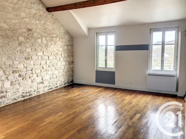 Appartement F2 à louer - 2 pièces - 45.0 m2 - CHAMPS SUR YONNE - 89 - BOURGOGNE - Century 21 Martinot Immobilier