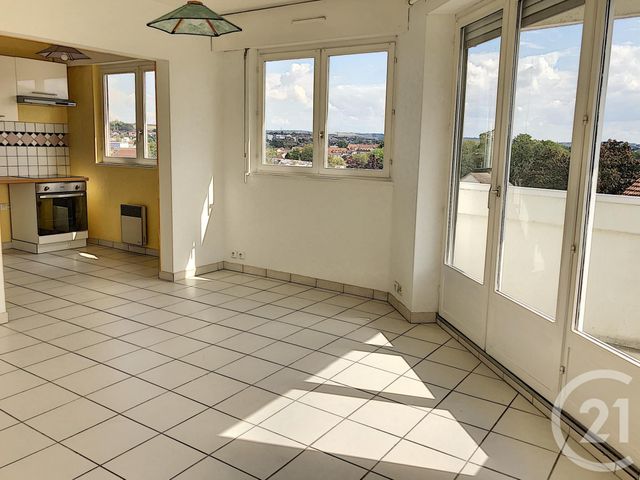 Appartement F2 à louer - 2 pièces - 41.0 m2 - AUXERRE - 89 - BOURGOGNE - Century 21 Martinot Immobilier