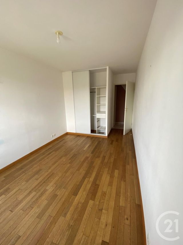 Appartement F3 à louer - 3 pièces - 71.0 m2 - AUXERRE - 89 - BOURGOGNE - Century 21 Martinot Immobilier